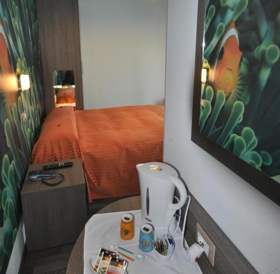 Camera Standard, Miramare