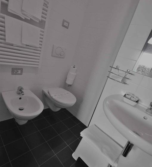 Camera Standard Interiore, Miramare