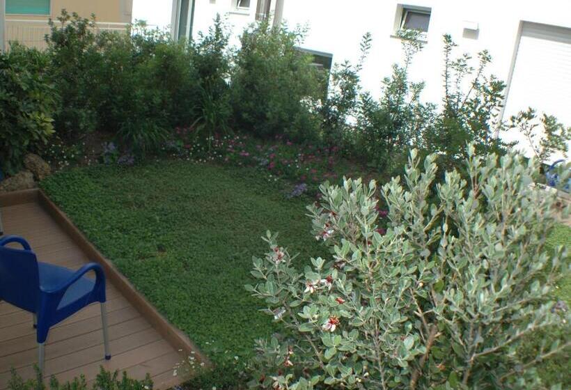 Camera Quadrupla Superiore, Miramare