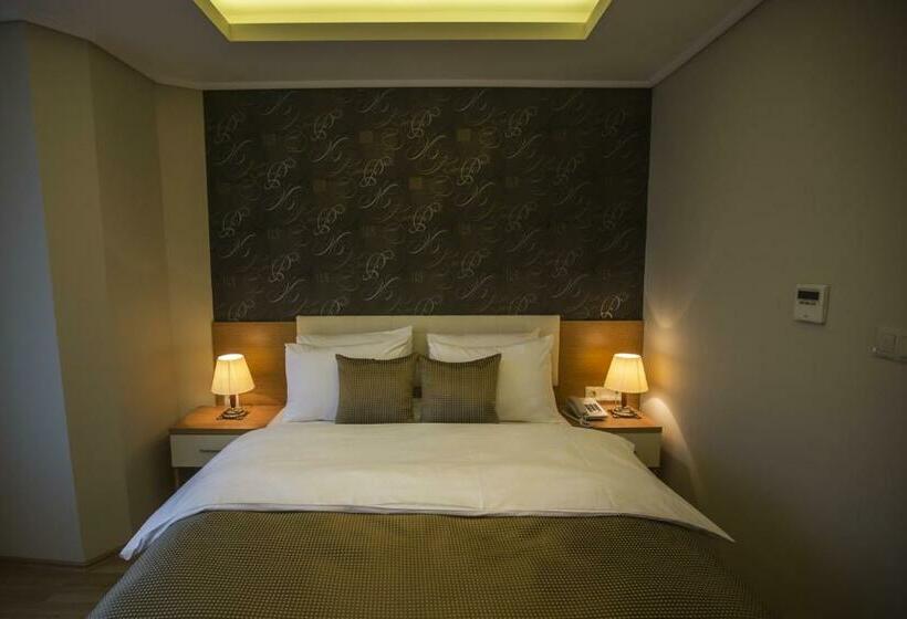 اتاق استاندارد, Park Square