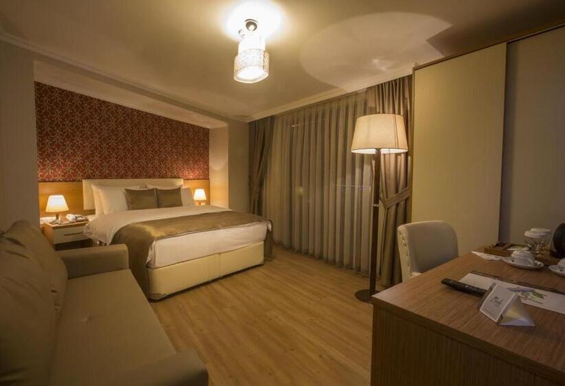 سوییت لوکس, Park Square