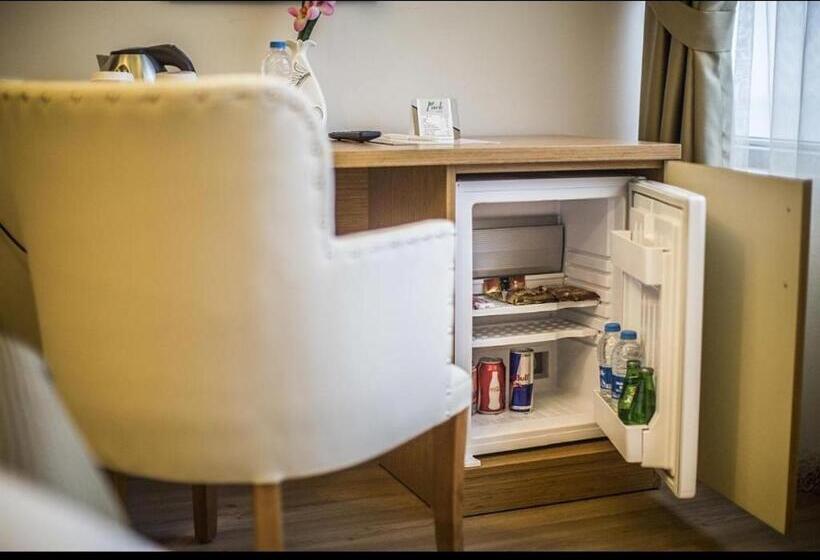 اتاق استاندارد, Park Square