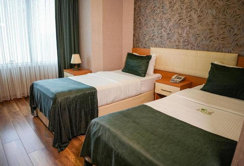 اتاق استاندارد, Park Square