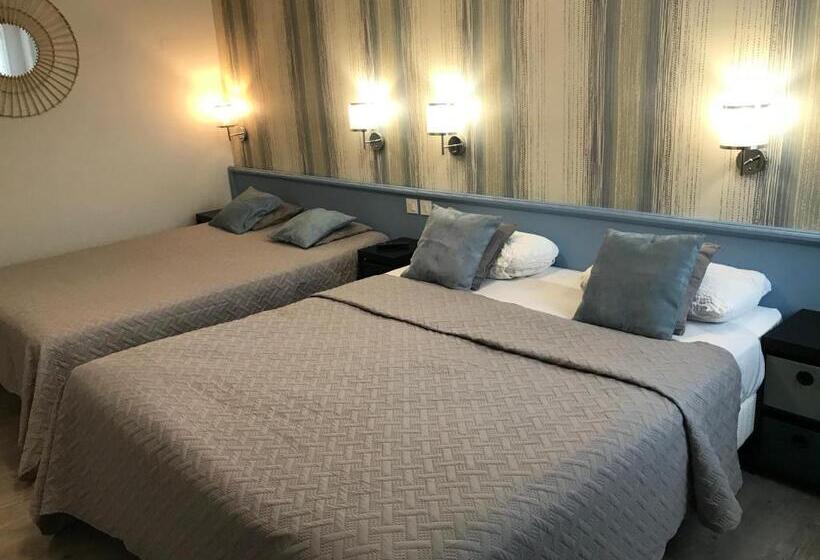 חדר סטנדרט לארבעה, Saint Philibert