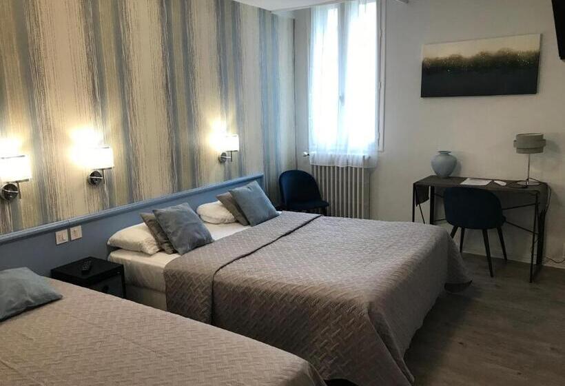 חדר סטנדרט לארבעה, Saint Philibert