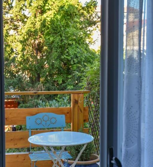 חדר קומפורט, Saint Philibert