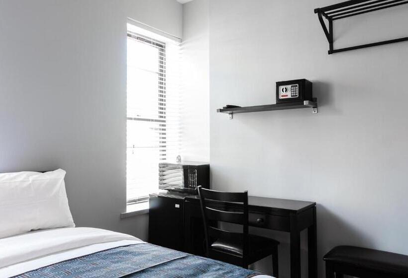 四人标准间, The Park Ave North