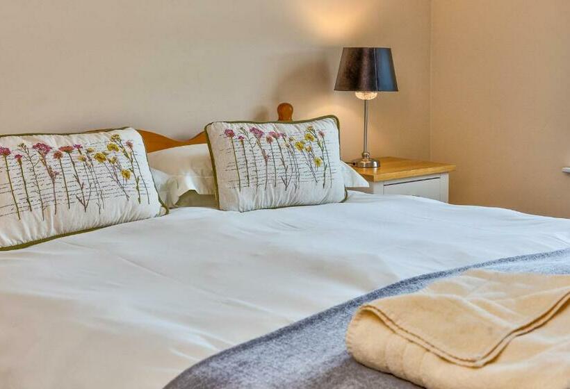 דירת שני חדרים, Howgills Apartments