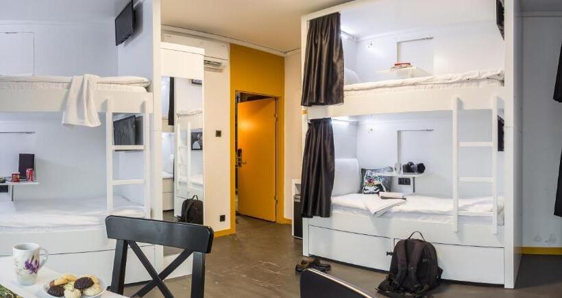 공동 객실, Inn 14 Hostel