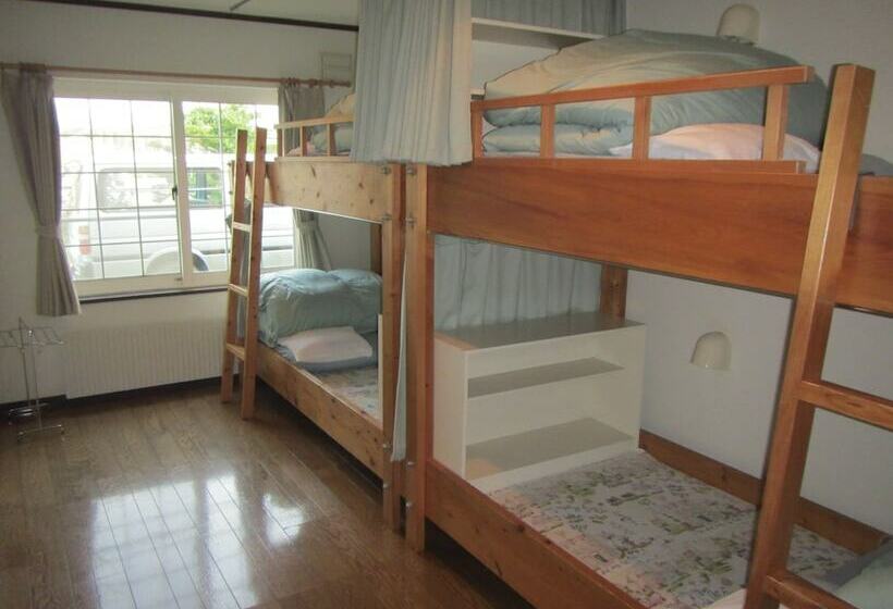 חדר בסיסי לשלושה, Kiyosato Ihatov Hostel