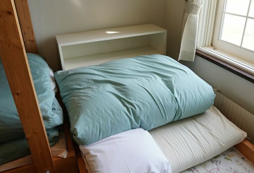ベーシックトリプルルーム, Kiyosato Ihatov Hostel