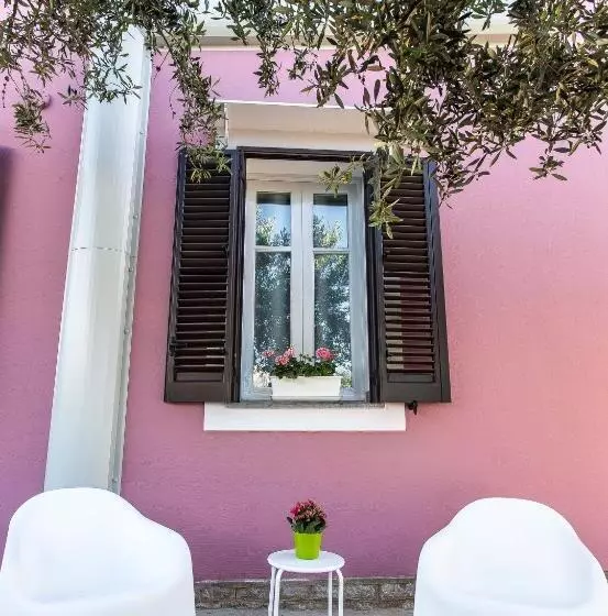 1ベッドルームアパートメントをつなぐ, Miss Sicily B&b