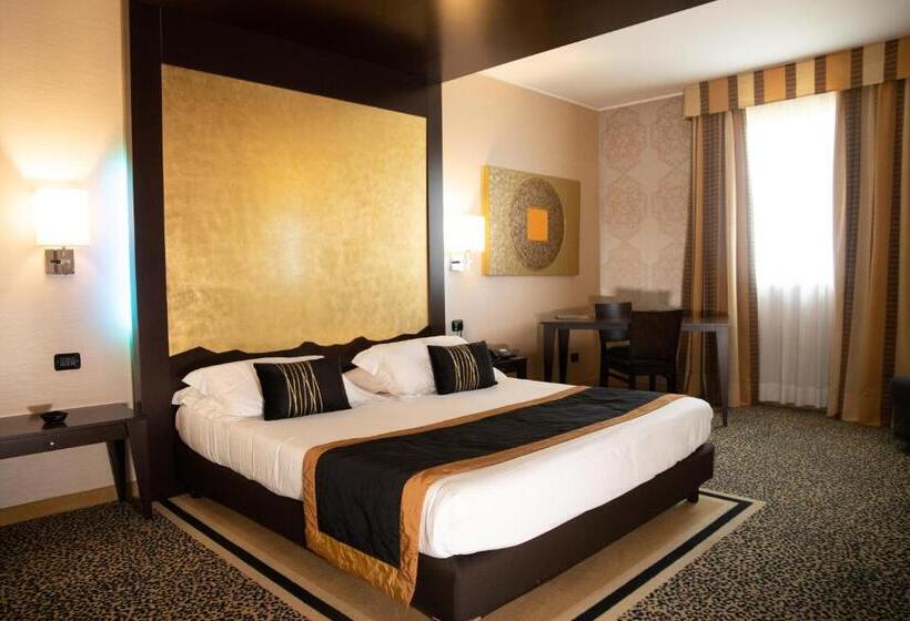 جناح مزود بجاكوزى, Motel Del Duca