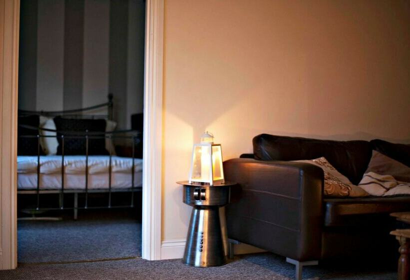 בית, חדר שינה 1, Newclose Farm