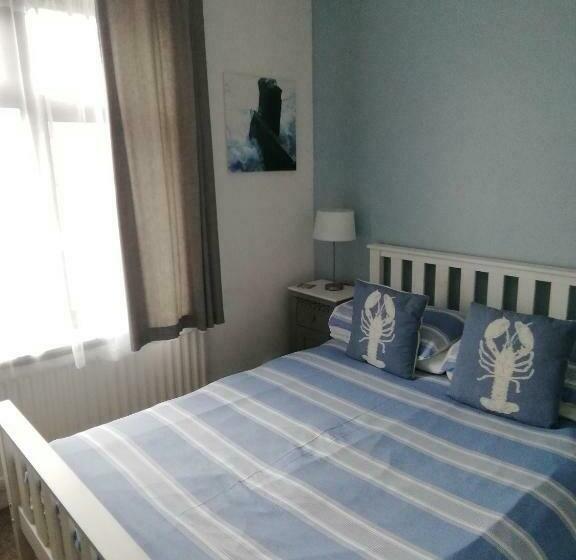 غرفة قياسية, Railway Cottage