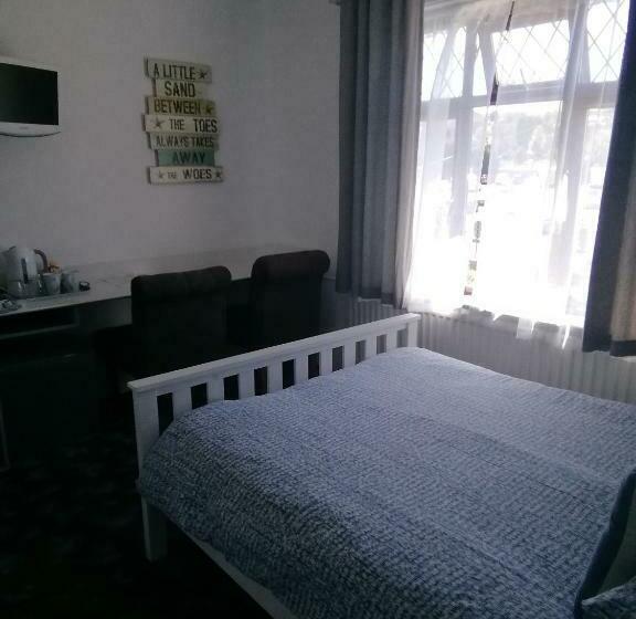 غرفة قياسية, Railway Cottage