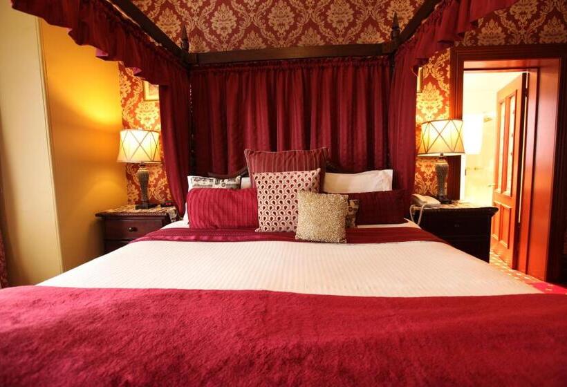 스위트 킹사이즈 침대, The Grand On Macfie