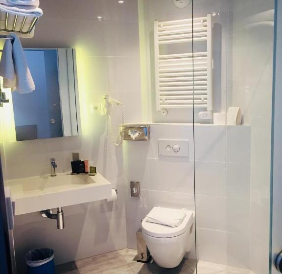 スタンダードルーム, Colmar