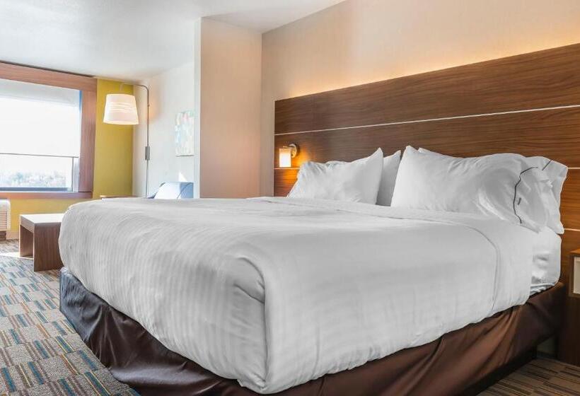 스위트 킹사이즈 침대, Holiday Inn Express & Suites Clarion, An Ihg