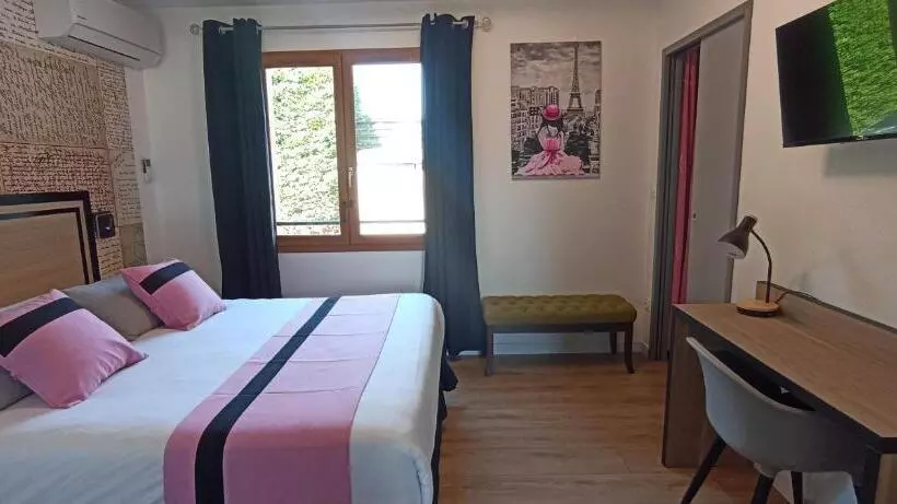 スイート（家族用）, Hôtel Le Clos Badan