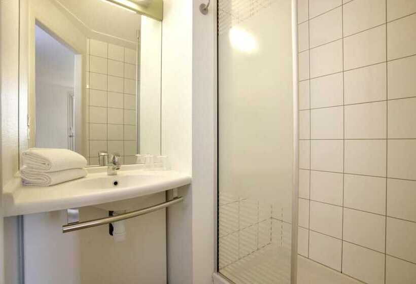 Номер Стандарт Трехместный, Ibis Budget Béziers Centre Palais Congrès