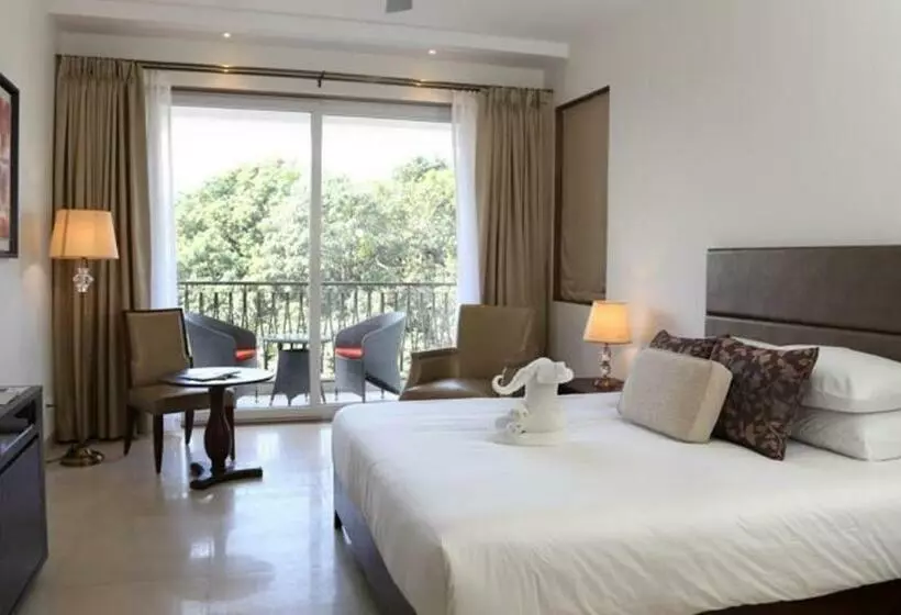 Chambre Triple Standard, Lemon Tree Hotel Candolim