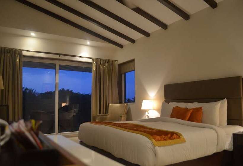 Номер Deluxe, Lemon Tree Hotel Candolim