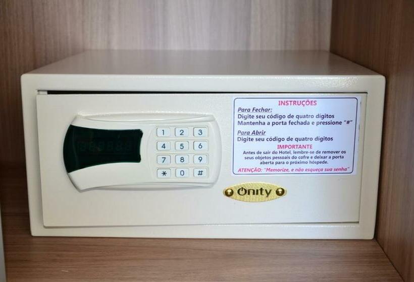 スーペリアールーム, Metropole