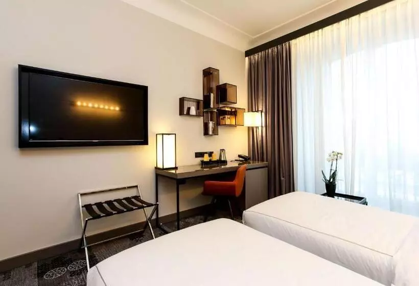 اتاق سوپریور با چشم‌انداز, Park Plaza Nuremberg