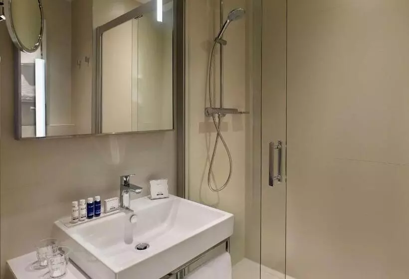 اتاق سوپریور با چشم‌انداز, Park Plaza Nuremberg