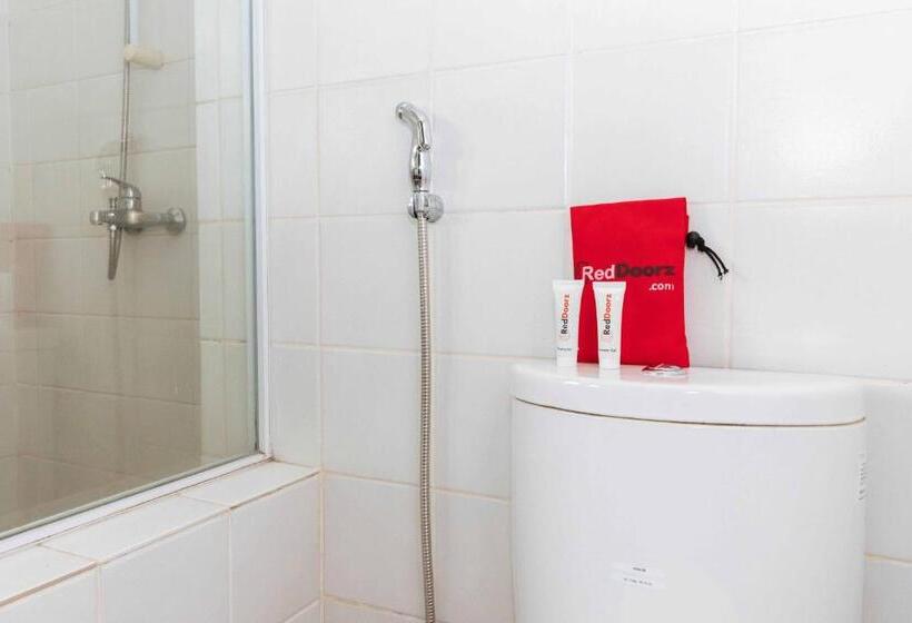 اتاق لوکس, Reddoorz Plus At The Ridge Tagaytay