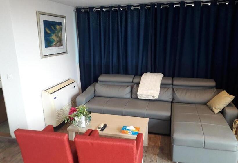 سوییت, Residence Achenbach