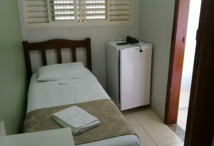 اتاق اکونومی, Savana