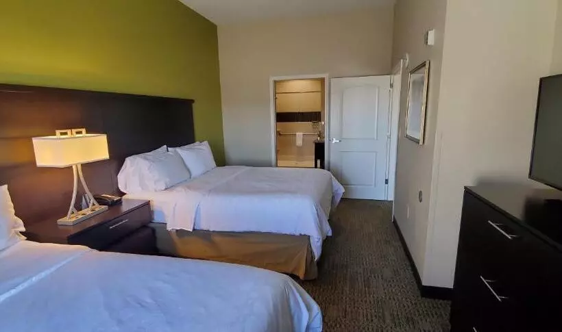 身障者適用スタンダードルーム, Staybridge Suites Eau Claire   Altoona, An Ihg