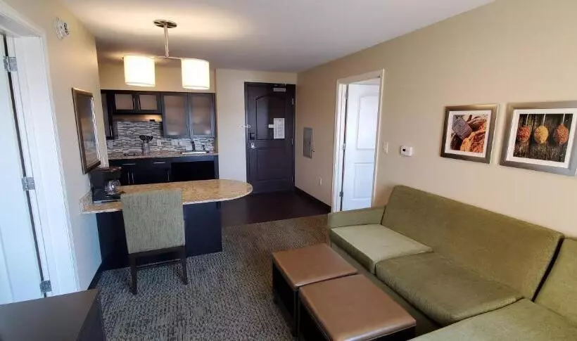 身障者適用スタンダードルーム, Staybridge Suites Eau Claire   Altoona, An Ihg