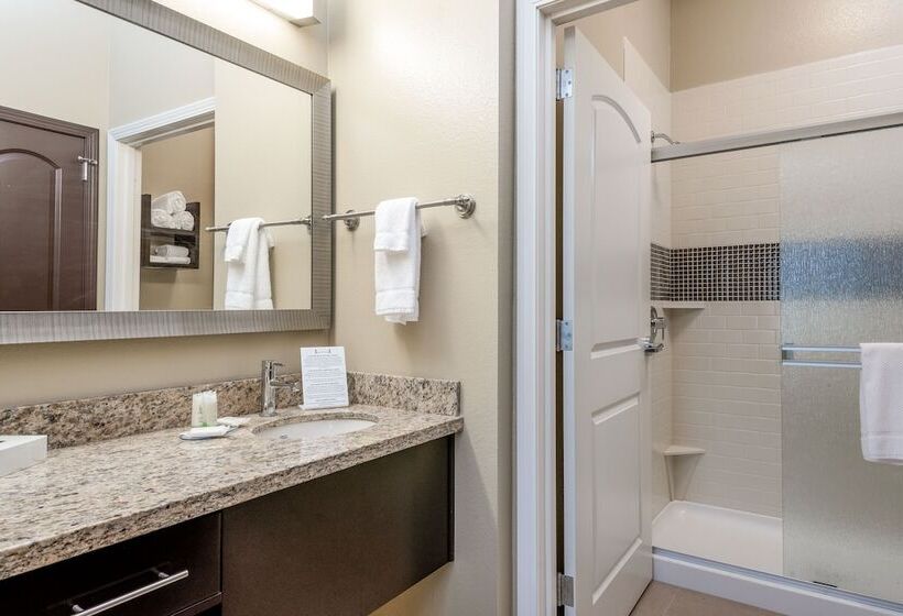 جناح غرفتين نوم, Staybridge Suites Eau Claire   Altoona, An Ihg