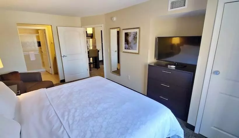 ２ベッドスイートルーム, Staybridge Suites Eau Claire   Altoona, An Ihg