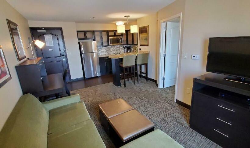 جناح سرير كينج, Staybridge Suites Eau Claire   Altoona, An Ihg