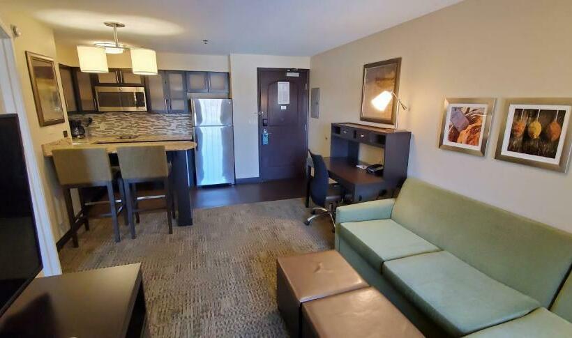 جناح سرير كينج, Staybridge Suites Eau Claire   Altoona, An Ihg