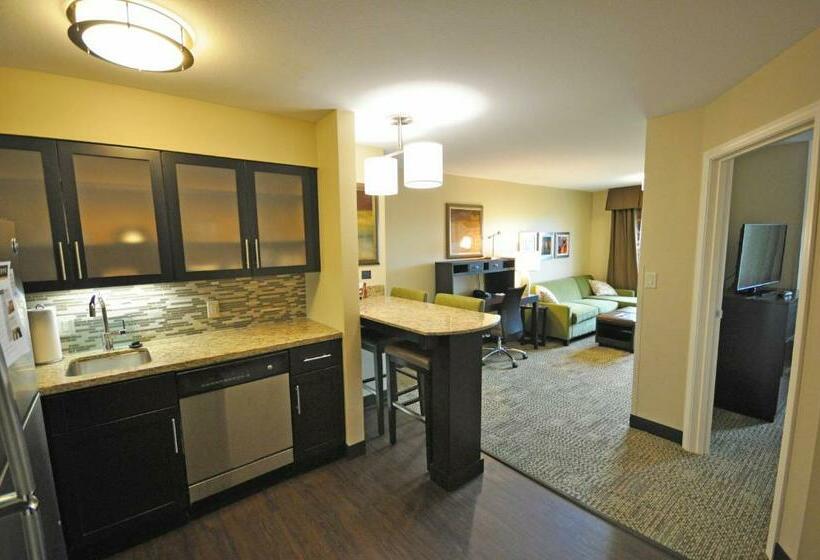 جناح سرير كينج, Staybridge Suites Eau Claire   Altoona, An Ihg