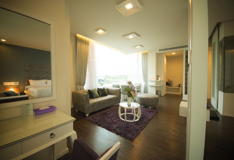 스위트, The Beverly Hills