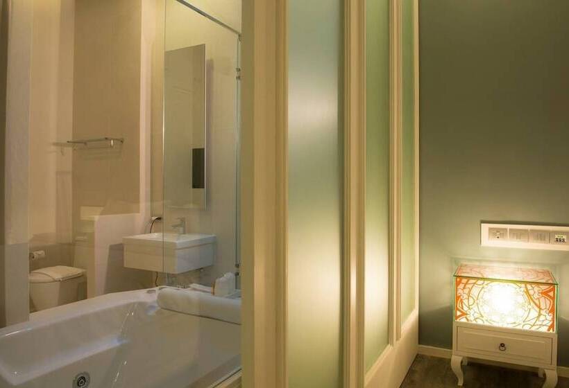 Номер Superior, The Beverly Hills