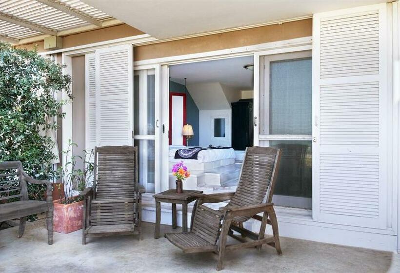 جناح جونيور مزوَّد بجاكوزي, Villa Kore Cesme