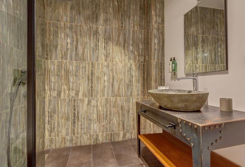 غرفة ديلوكس مطلة على حمام السباحة, Villa Kore Cesme