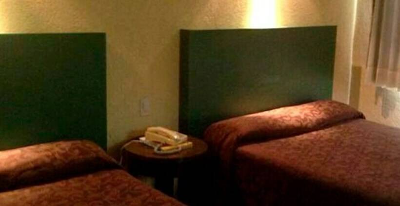 스탠다드 룸 더블 침대 2개, Motel La Fortuna