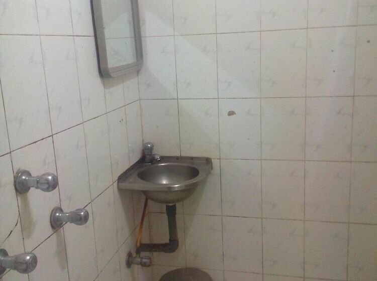 اتاق استاندارد, Sangam Guest House