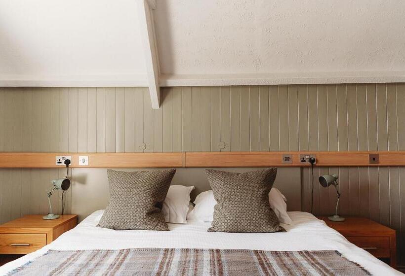 Семейный Номер, Vara