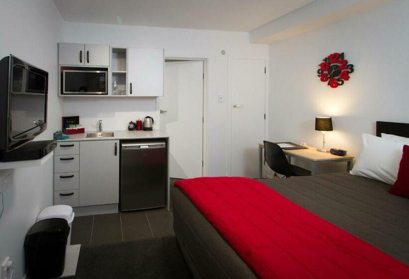 إستوديو قياسى, 538 Great King Motel