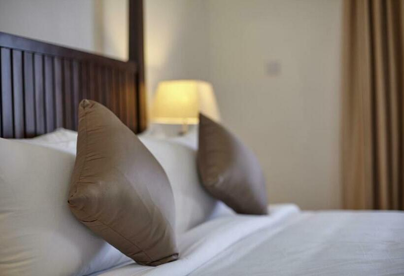 Полулюкс, Amaranthe Bay Resort & Spa