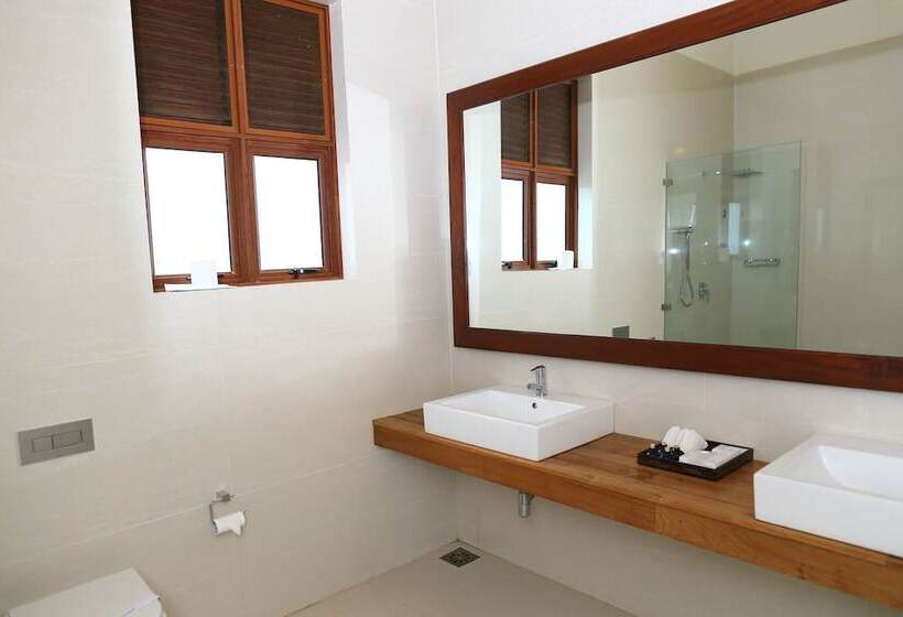 Президентский Люкс, Amaranthe Bay Resort & Spa